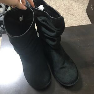 Women’s Skechers Scrunch Boots